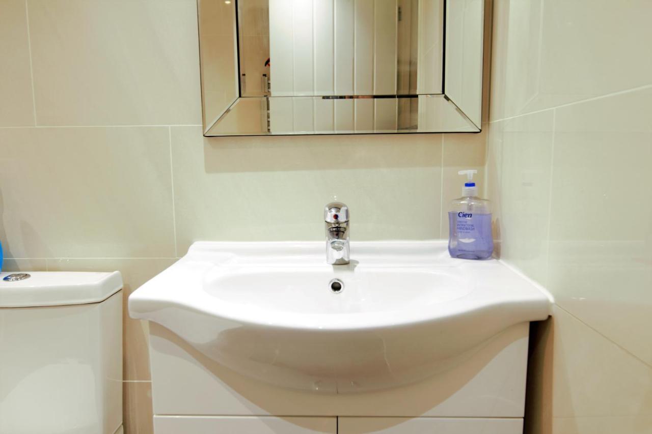 Stylish 2 Bedroom Apartment In The Heart Of Greenwich London Kültér fotó